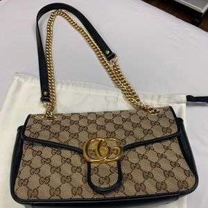 Gucci GG Marmont Small Shoulder Bag